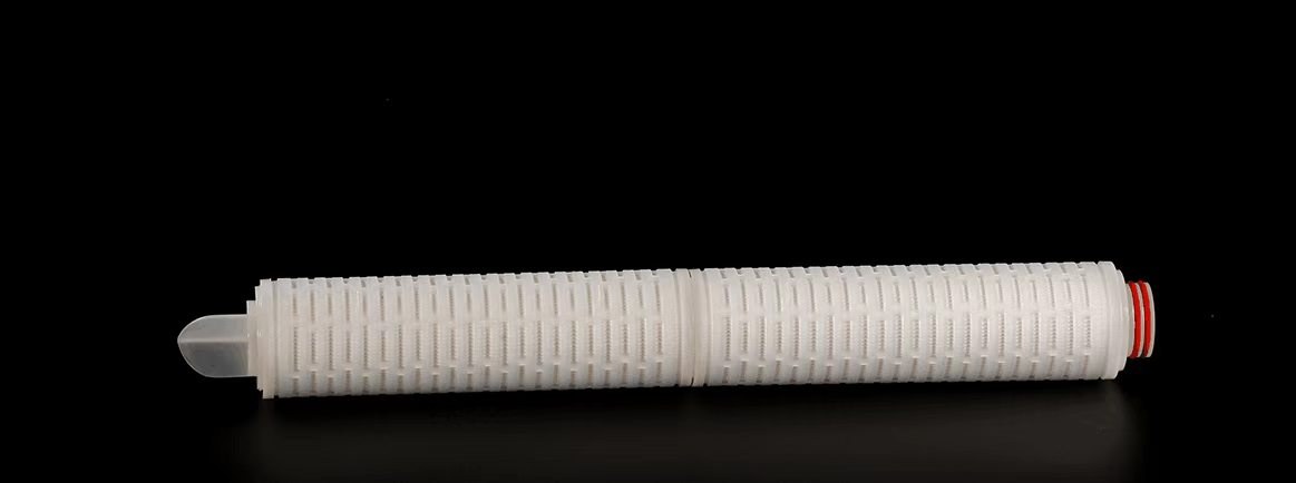 Pleated cartridge — side