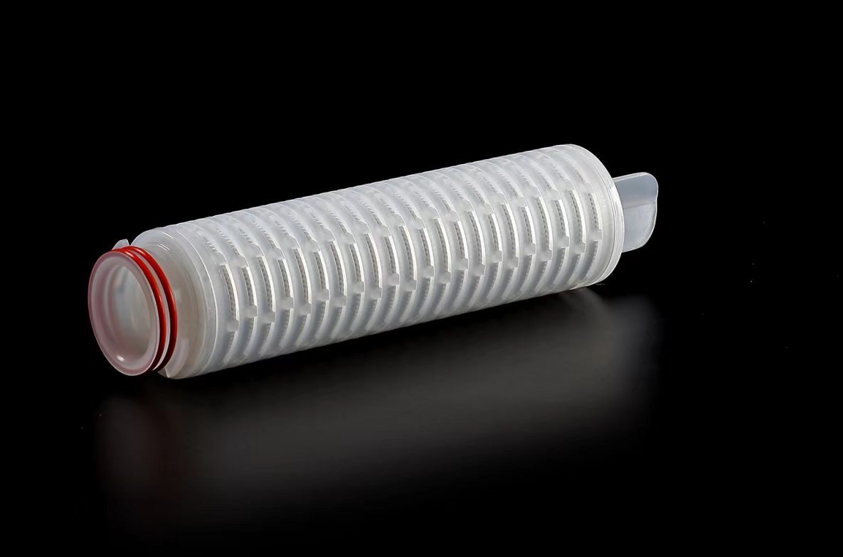 Pleated cartridge — connector