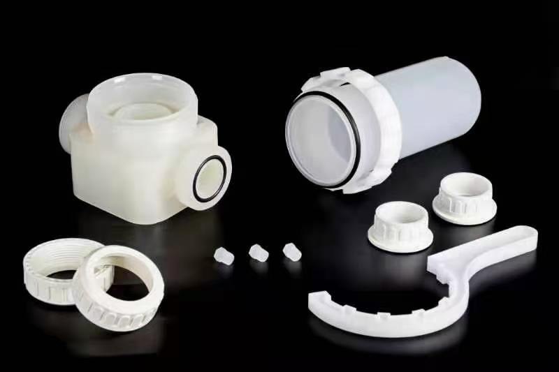 Filter housing and fittings
